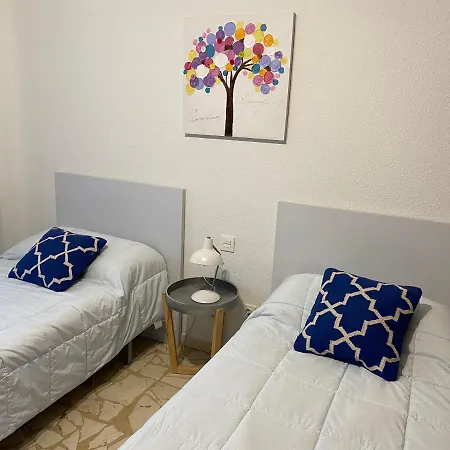 Apartment Apartamento Plaza Del Oeste Con Cuatro *
