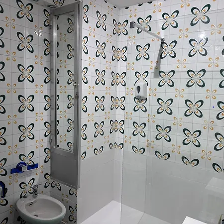 Apartamento Plaza Del Oeste Con Cuatro