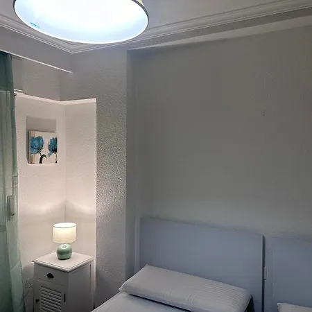 Apartamento Plaza Del Oeste Con Cuatro